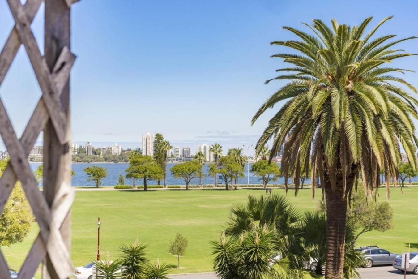 30 Foreshore Fun Swan River 1Brparking Lägenhet Perth Exteriör bild